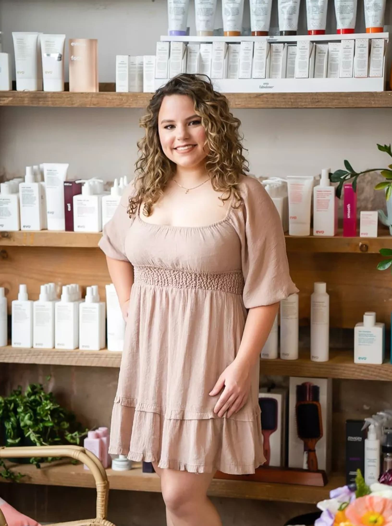 Sixpence Salon and Spa - wedding hair and makeup artist