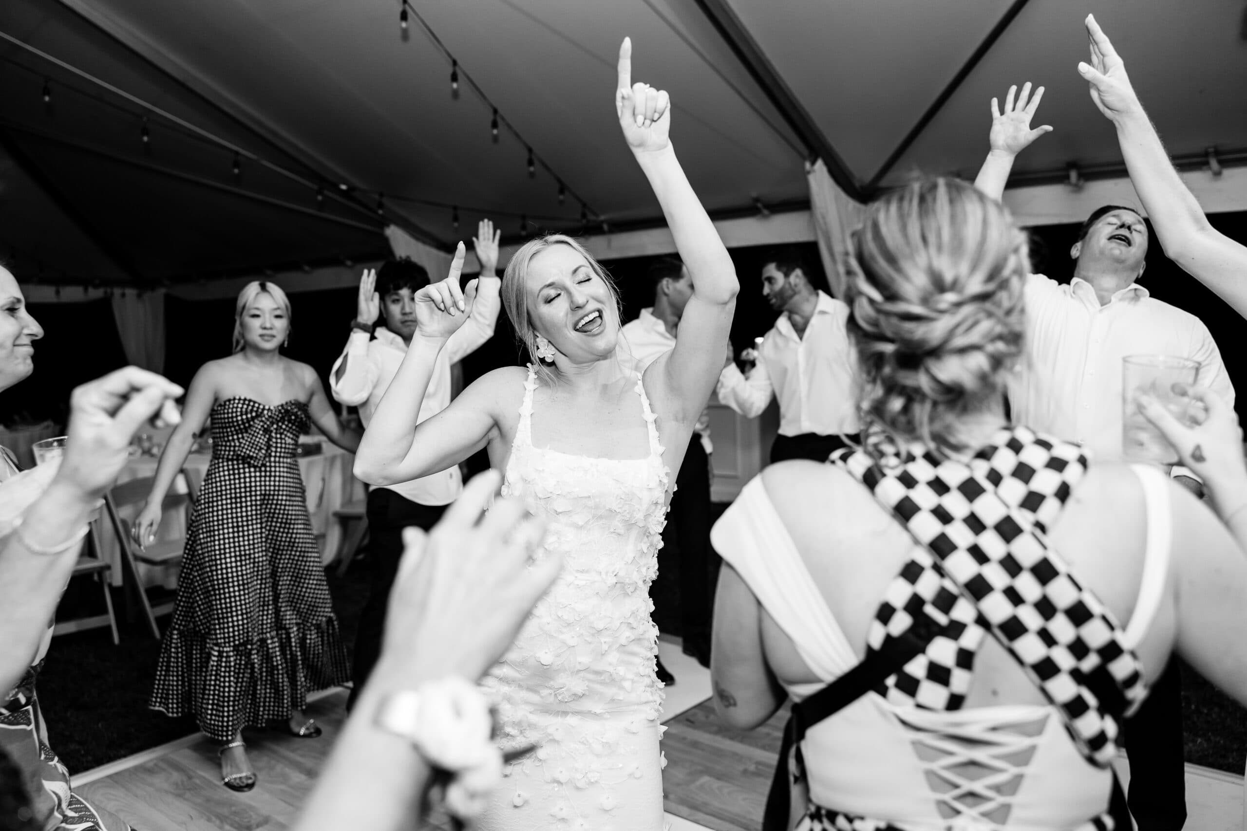 ML Event Entertainment - Packed wedding reception