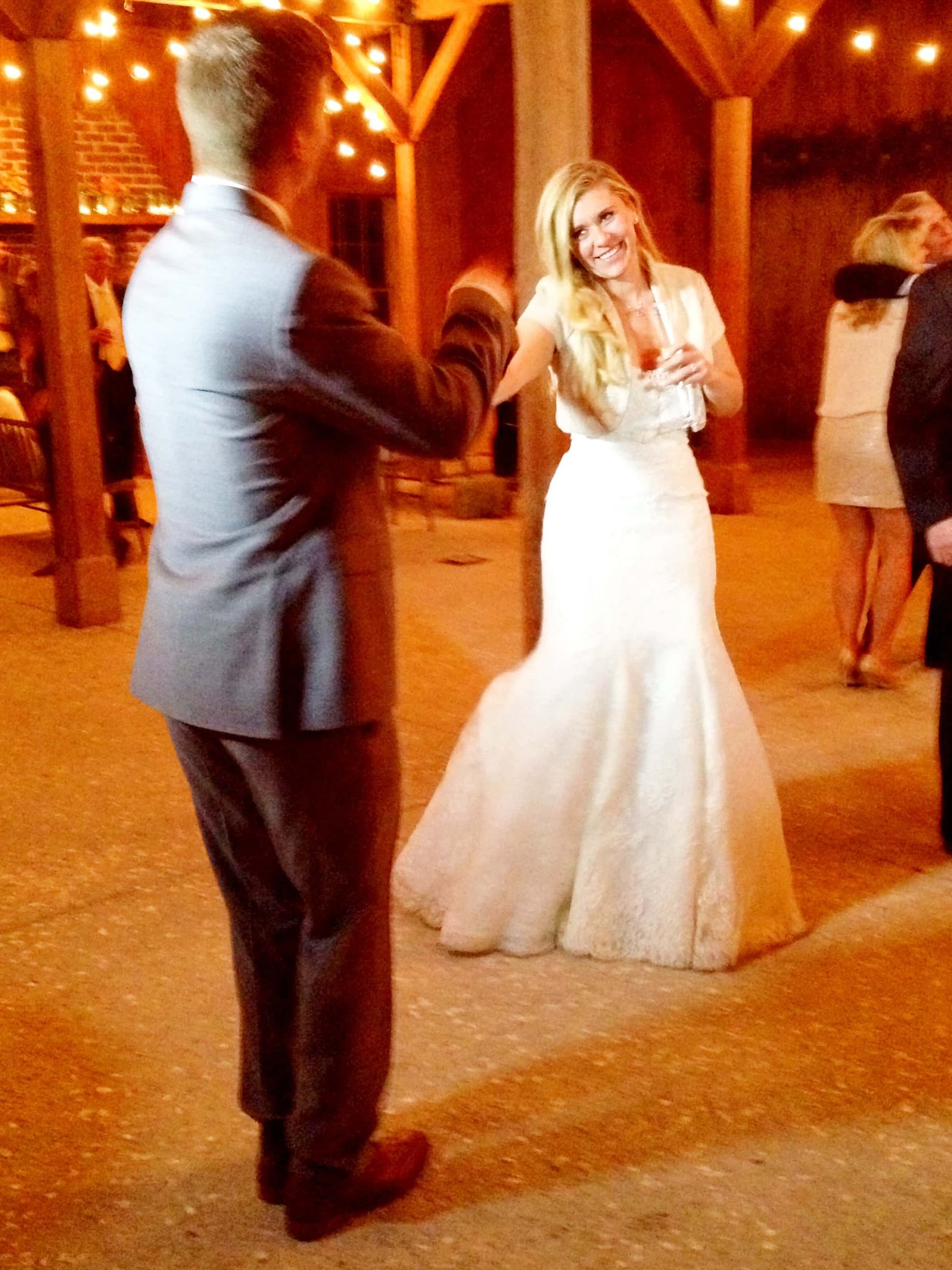 Shane Griffin Entertainment - wedding DJ and entertainment
