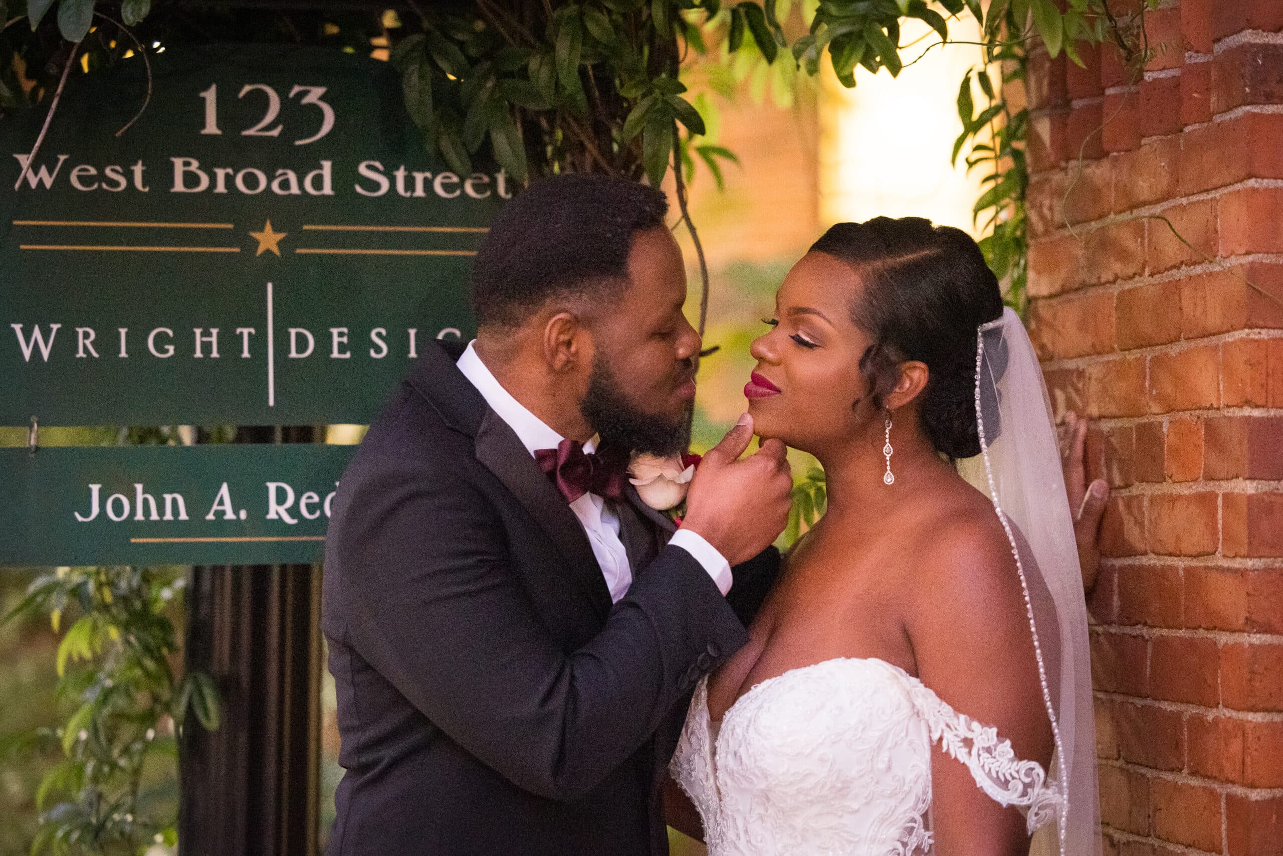 Huguenot Loft wedding in Greenville SC by Noveli Photography