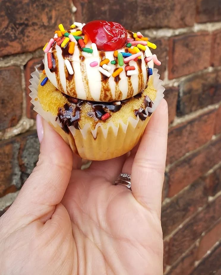 Sweet Girlz Bakery & Cafe — North Myrtle Beach, SC
