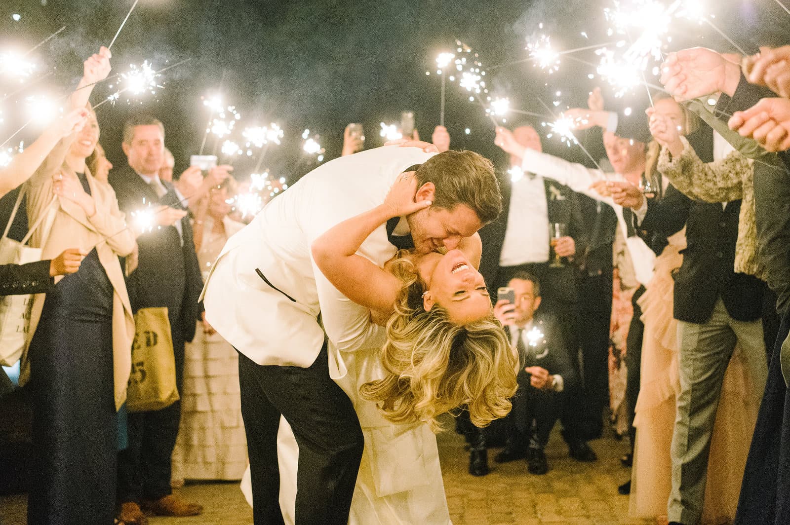 Aaron & Jillian Photography - Lowndes Grove wedding
