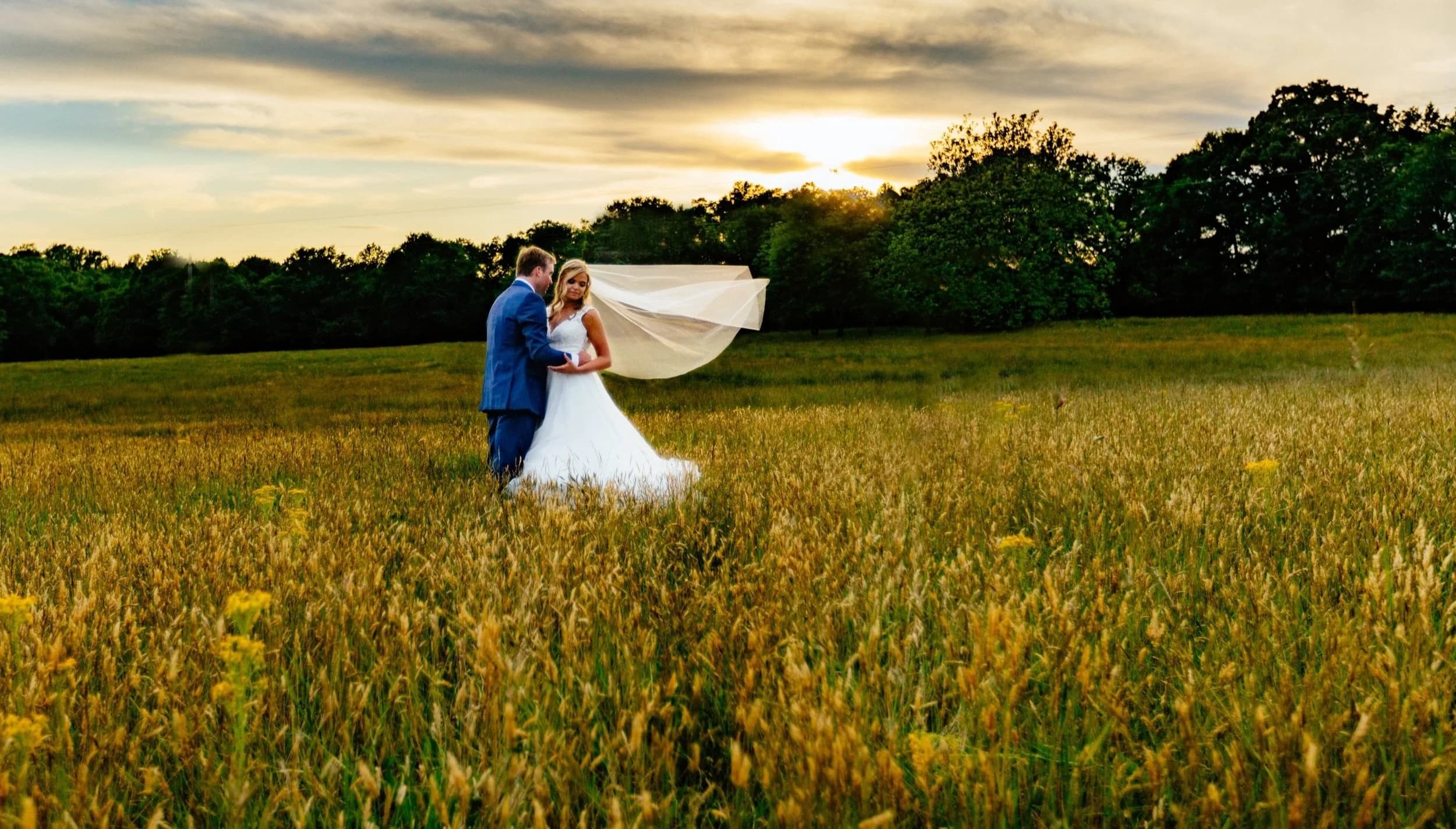 Barn at Sitton Hill Farm outdoor wedding ceremony naturally beautiful grounds